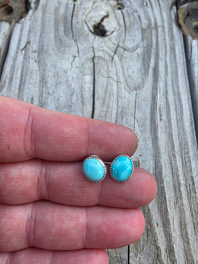 Fox Studs