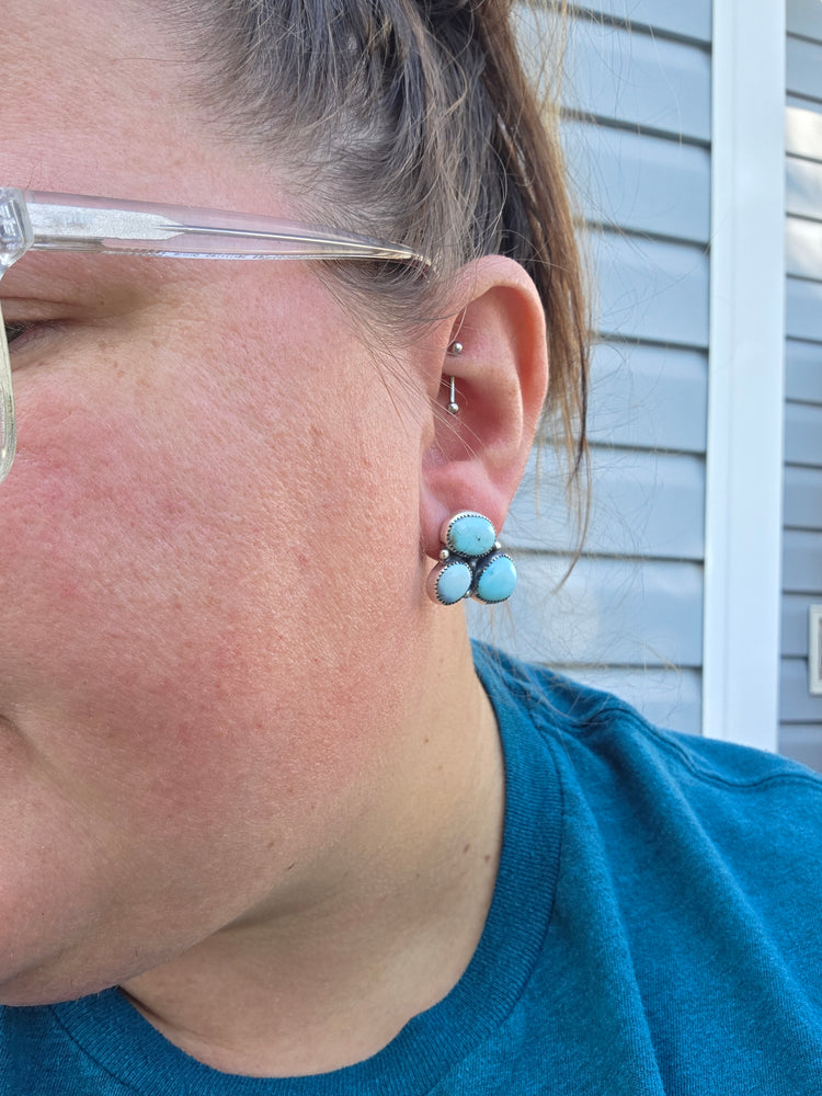 Golden Hills Cluster Studs