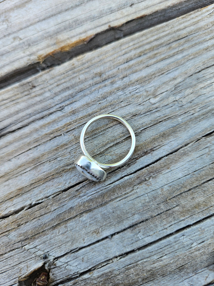 White Buffalo Dainty Rings Size 7