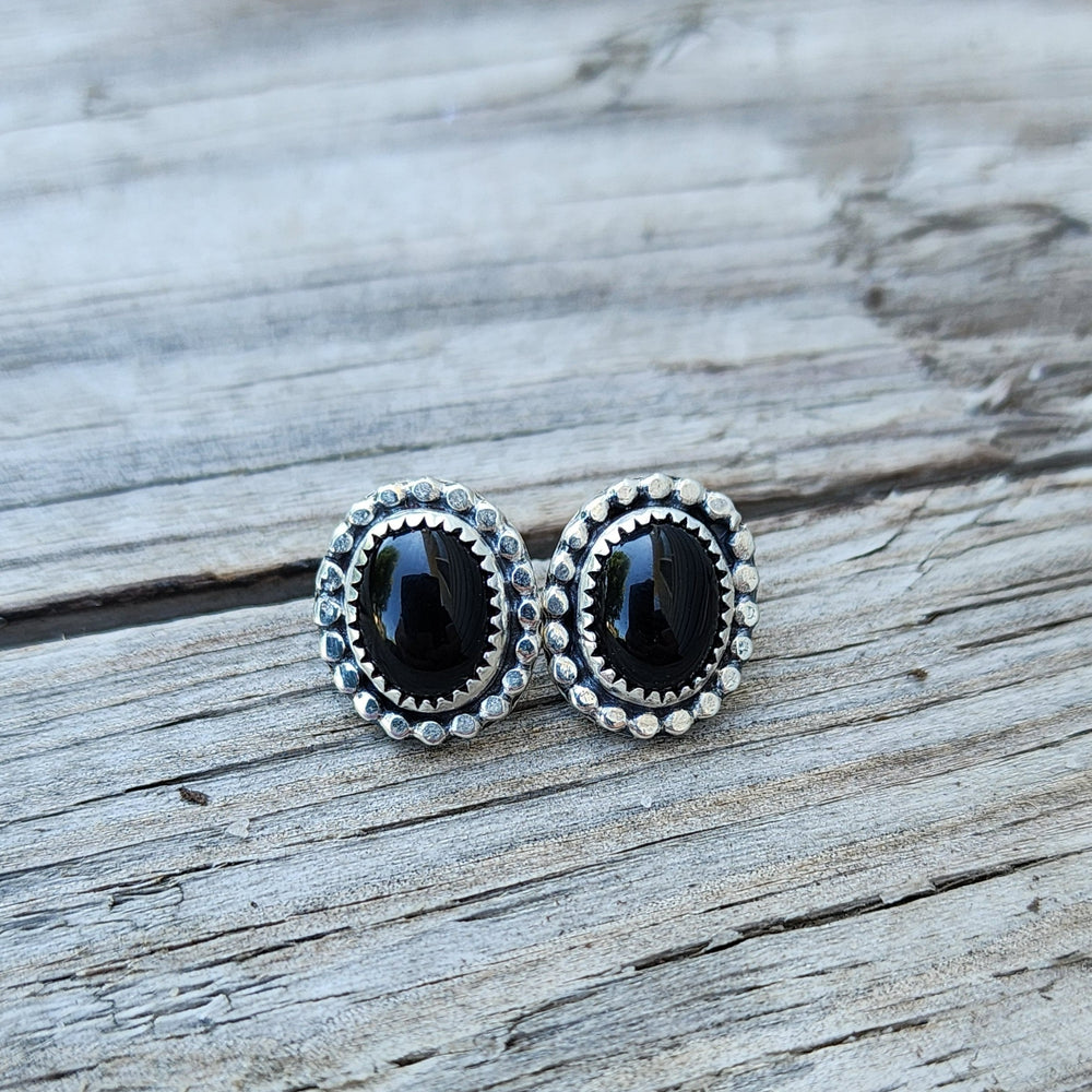 Onyx Studs #700