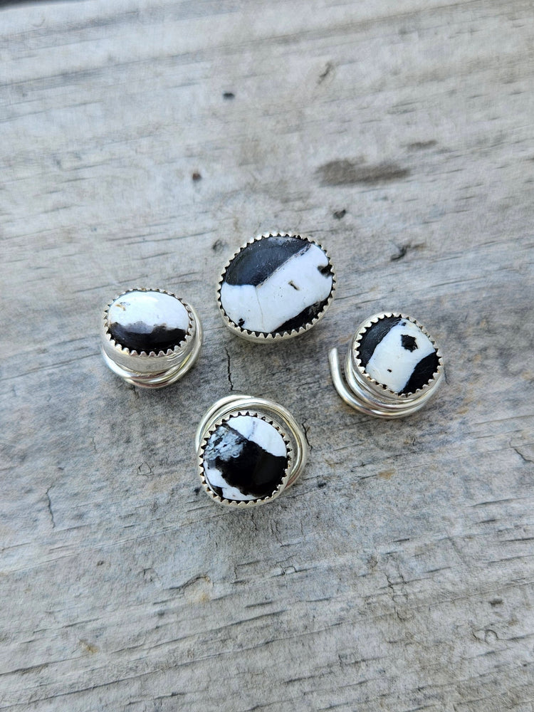 White Buffalo Hair Button Set #270