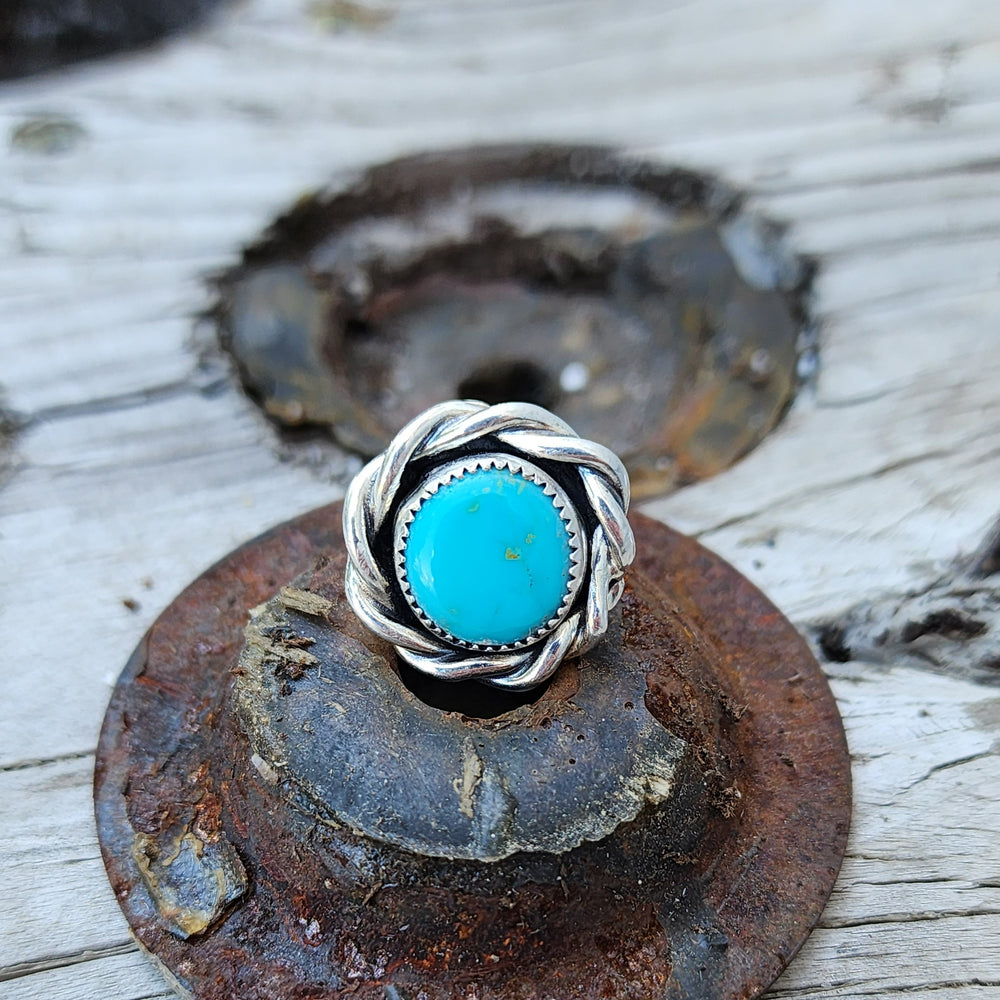 Twisted Kingman Ring Size 7.5   #723