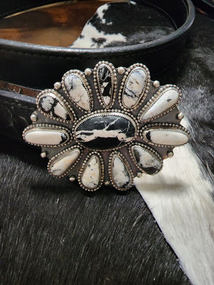 
            
                Load image into Gallery viewer, White Buffalo Belt Buckle #500
            
        